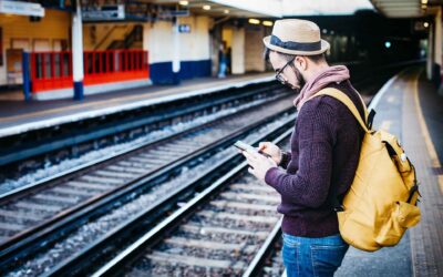 Report: Nice New Gadgets Won’t Make Up for That Hat
